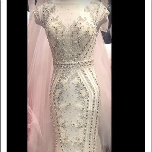 Weeding /gown / prom / dress